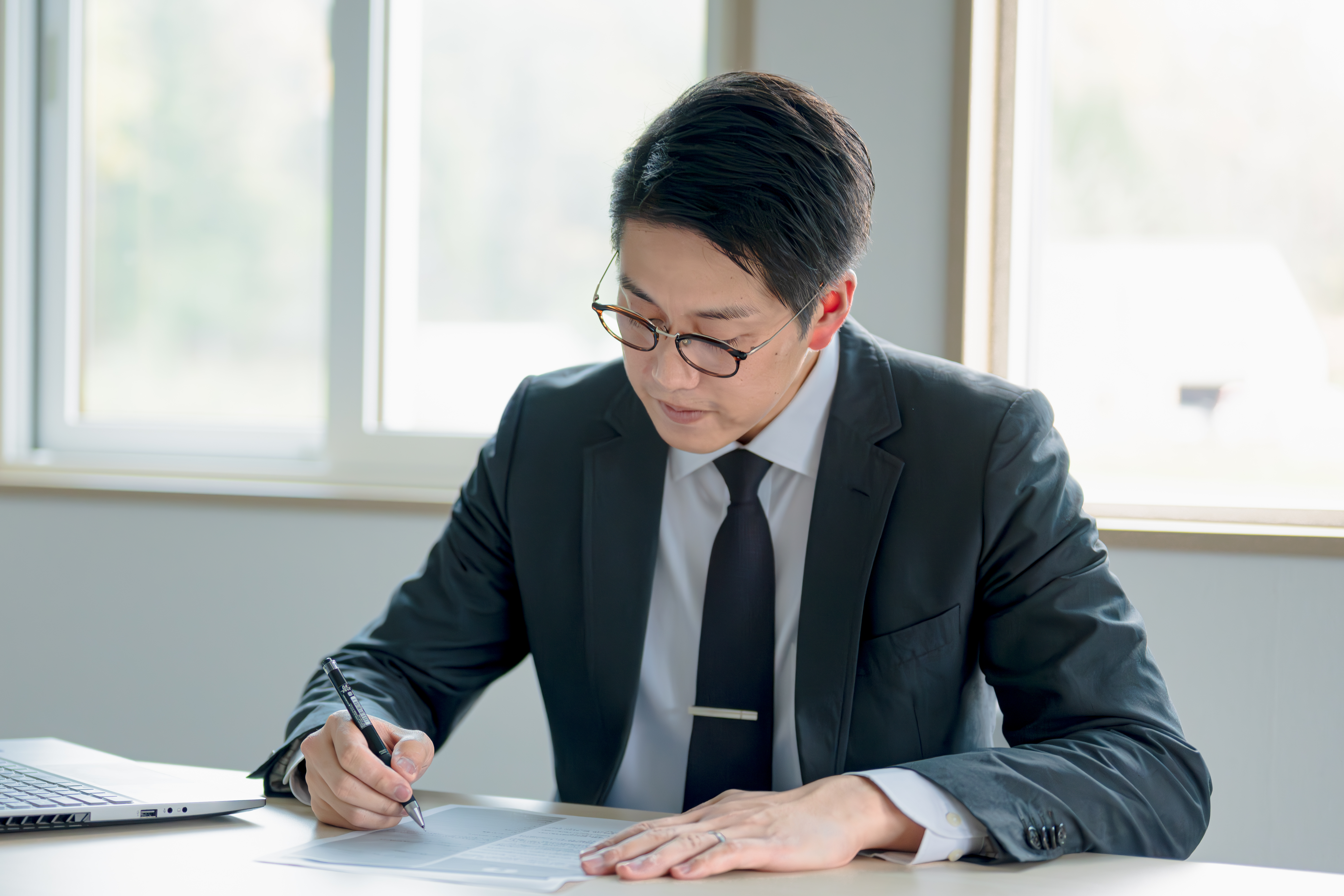 弁護士による契約書チェック